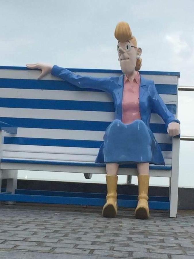 Studio De Strandloper Met 1 Zetelbed En 1 Bedkast Apartman Middelkerke Kültér fotó